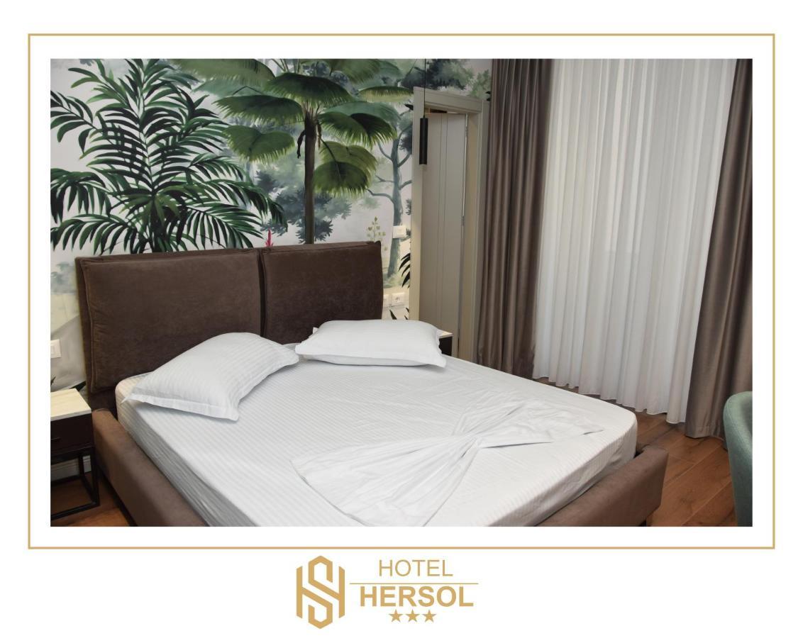 Hotel Hersol Драч Екстериор снимка