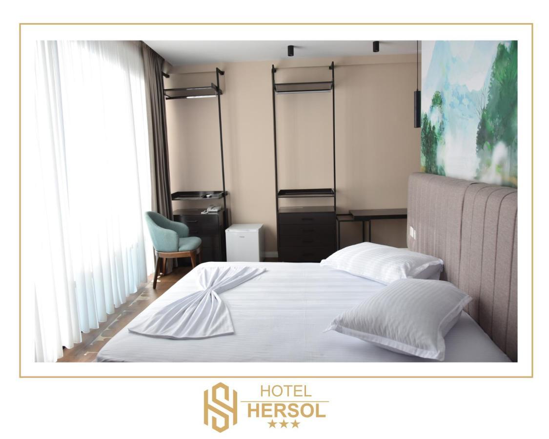 Hotel Hersol Драч Екстериор снимка