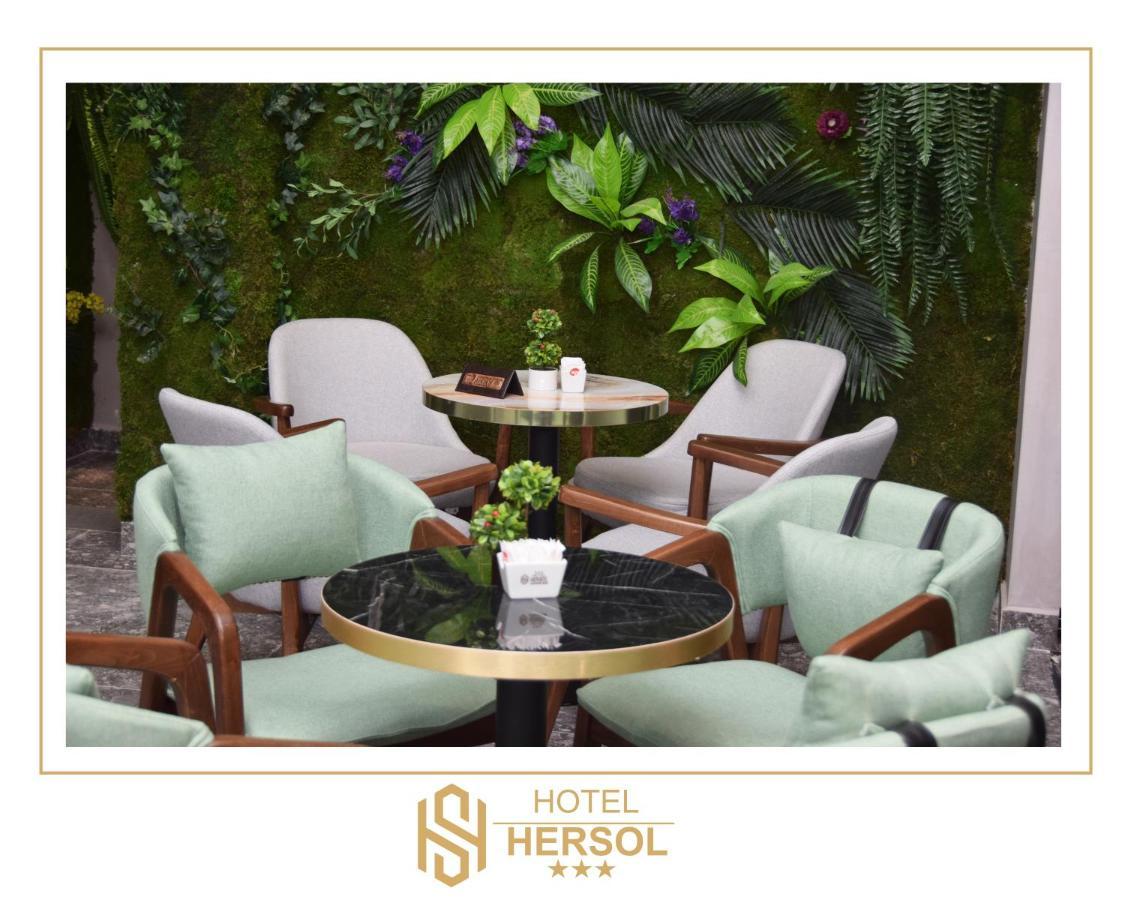 Hotel Hersol Драч Екстериор снимка