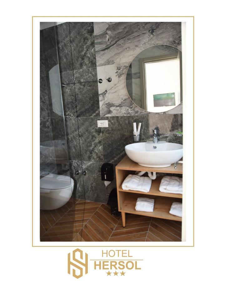 Hotel Hersol Драч Екстериор снимка